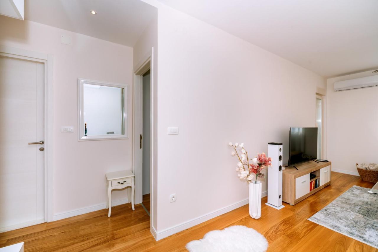 Eastside Apartment Bar Εξωτερικό φωτογραφία